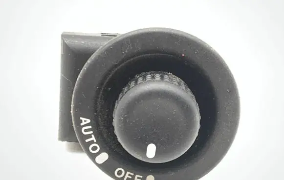 Jaguar XK8 - XKR Steering wheel adjustment switch LNA6465AA