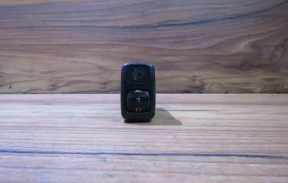 Mazda 626 Headlight level height control switch
