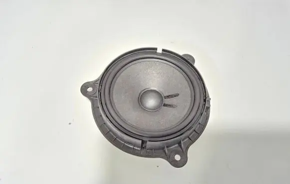 Renault Megane IV Front door speaker 281569368R 281569368