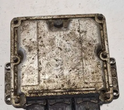 Renault Laguna II Engine control unit/module 0281010482 8200126462 8200183770