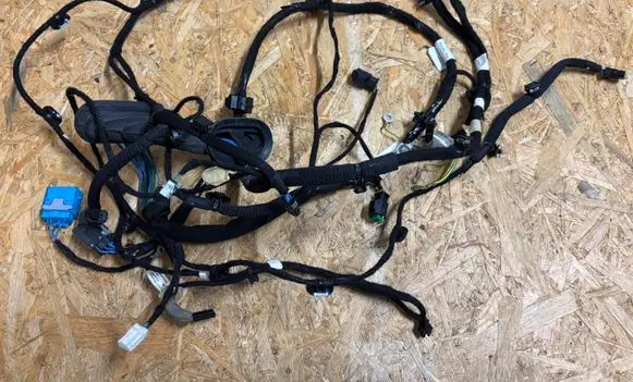 Opel Grandland X Tailgate/trunk wiring harness 9827555780 701889 453530403