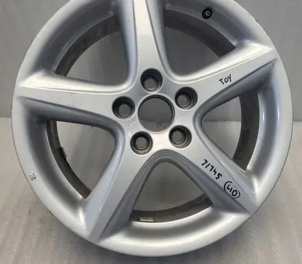 Toyota Avensis T250 R17 alloy rim 