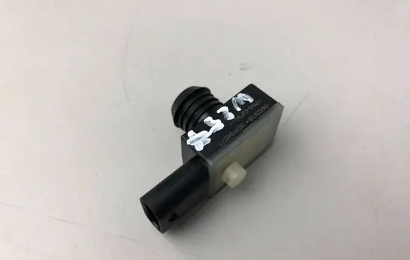 Mercedes-Benz CLS W257 Sensor A0009051001