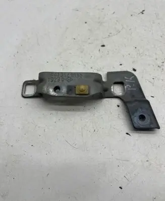 Renault Megane IV Fender mounting bracket 641354383R 1923