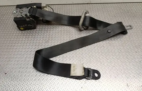 Volkswagen Caddy Front seatbelt 33014051