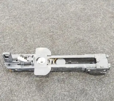 Audi A3 S3 8P Seat belt adjustment motor 8E0857833F