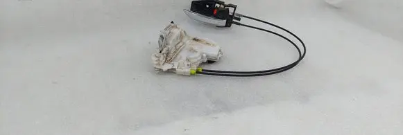 Suzuki Vitara (LY) Front door electric window regulator 8220154P21