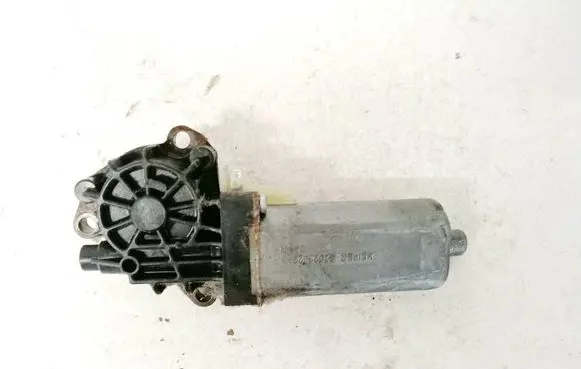 Jeep Grand Cherokee (WK) Seat adjustment motor 0390203001