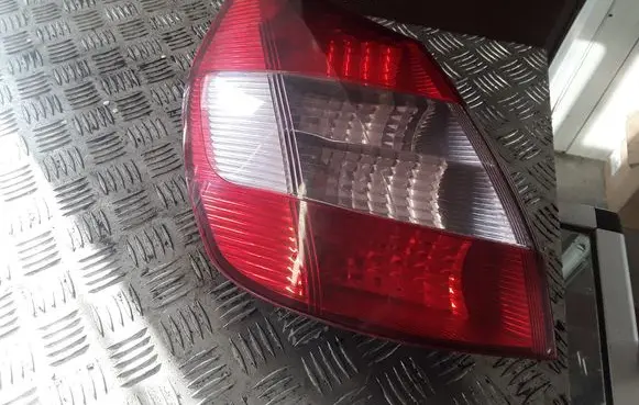 Renault Scenic II - Grand scenic II Rear/tail lights 8200127704