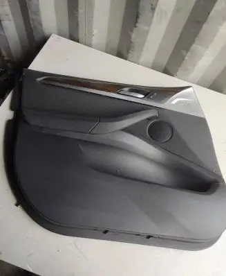 BMW X3 G01 Front door card panel trim 74102281