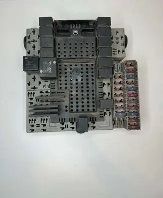 Volvo V70 Fuse module 9452773 00W111 9452772