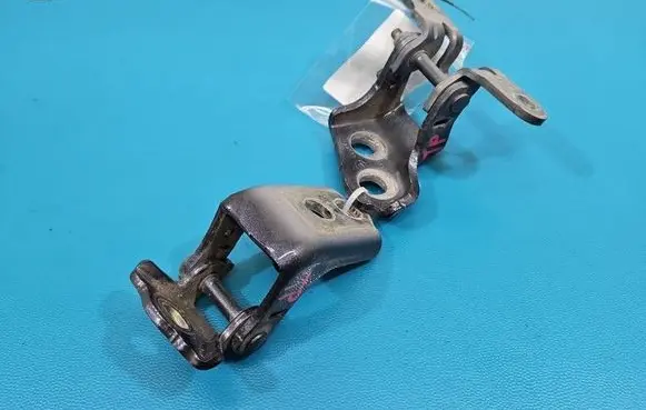 Renault Clio V Rear door hinge set IMPRK1570987