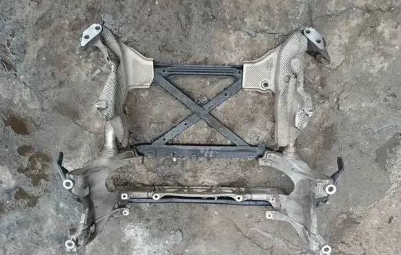 Porsche Macan (95B) Front subframe 95B399315