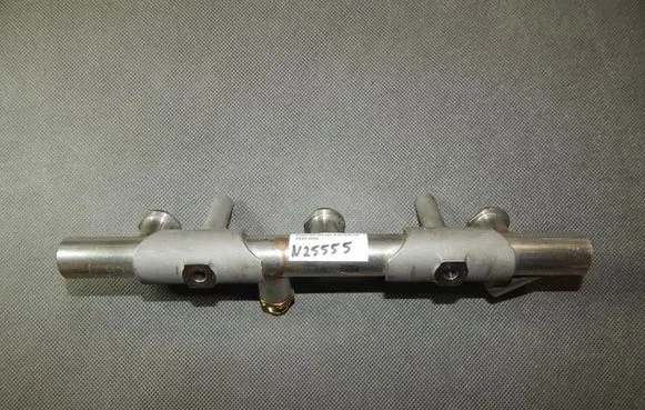 Audi A8 S8 D4 4H Fuel main line pipe 06E130089AA