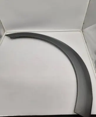 Audi Q5 SQ5 Front arch trim 8R0853717B