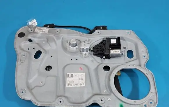Volkswagen Touran I Front door window regulator with motor 5K0969793C IMPRK1578845