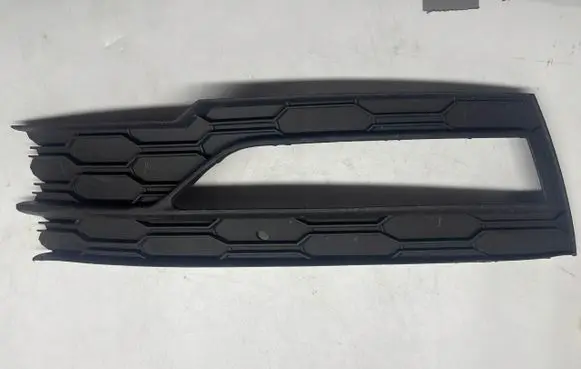 Skoda Octavia Mk1 (1U) Front bumper lower grill 5E3867681