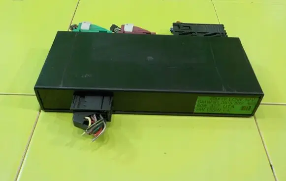 BMW Z3 E36 Central body control module 8369485
