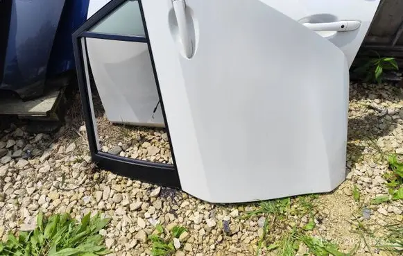 Mazda 3 II Rear door 34K