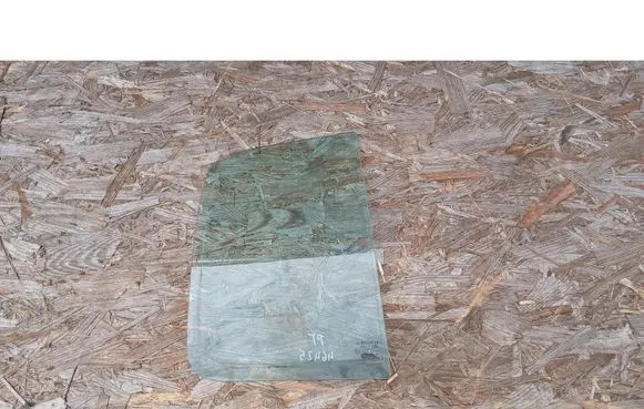 Renault Thalia I Rear door window glass