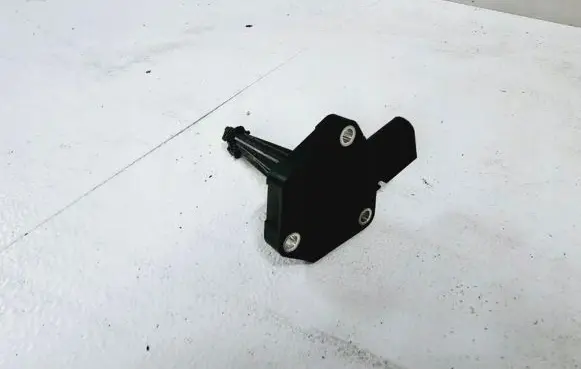KIA Sportage Oil level sensor 21590-2F600