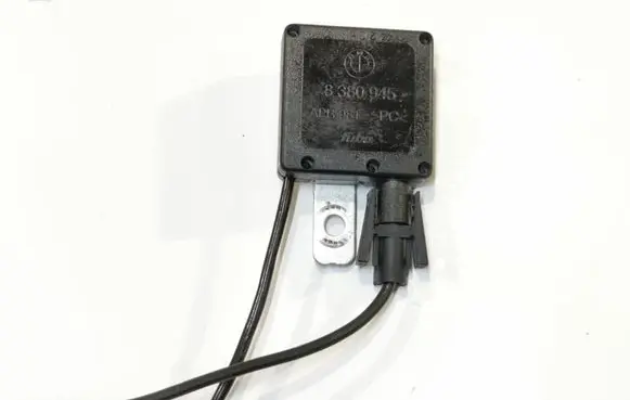BMW 5 E39 Aerial antenna filter 8380945