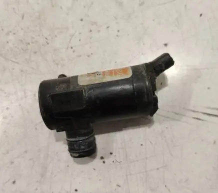 SsangYong Rexton Windscreen/windshield washer pump 63200500