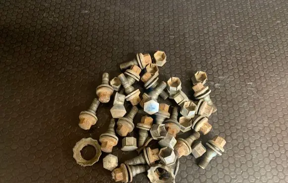 Peugeot 407 Nuts/bolts 