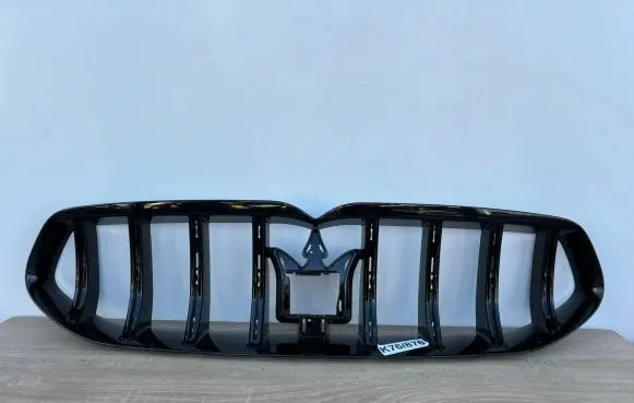 Maserati Grecale Front grill 670170829