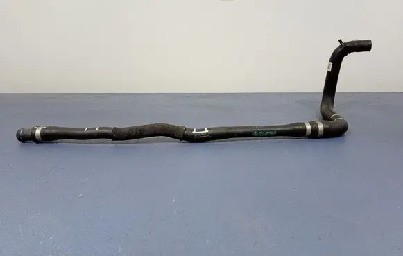 BMW 2 F44 Engine coolant pipe/hose 6832803