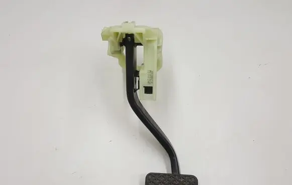 BMW 3 F30 F35 F31 Brake pedal 686064701 3500686064701 C4005570SE