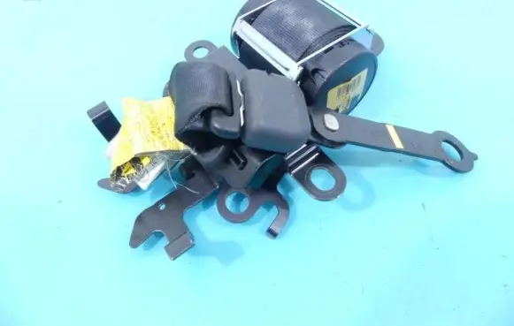 Toyota Verso Middle seatbelt (rear) 73350-0F020 IMPRK1117073