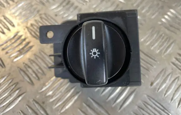 Mercedes-Benz A W169 Light switch 1695451004 0376615 32220101