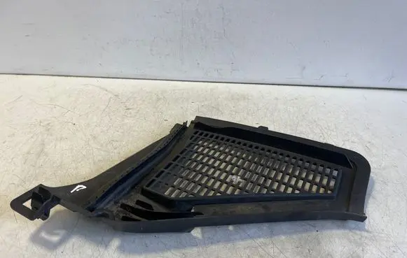 BMW X3 F25 Wiper trim 9184005