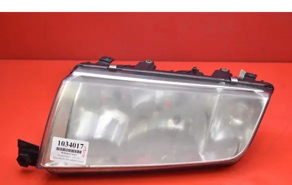 Skoda Fabia Mk1 (6Y) Headlight/headlamp