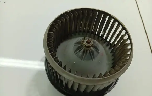 Toyota Corolla Verso AR10 Heater fan/blower 0130101601