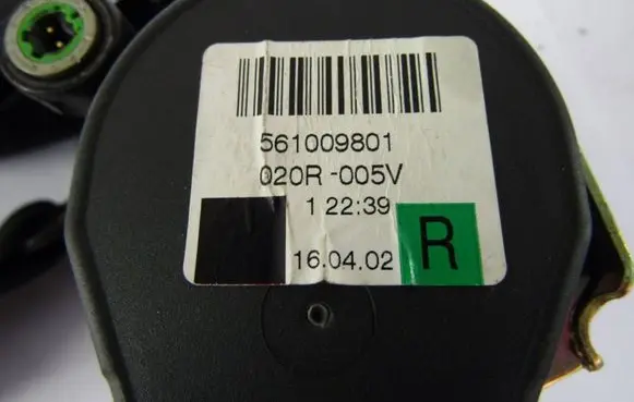 Mercedes-Benz Vaneo W414 Rear seatbelt 561009801