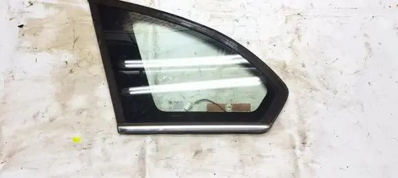 Chevrolet Captiva Rear side window