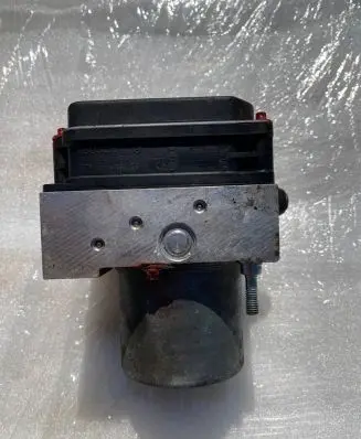 Subaru Legacy ABS Pump 0265950813