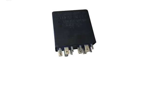 Audi A4 S4 B5 8D Other relay 4B0919471A 5KK0065685