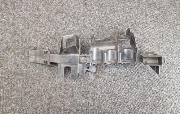 Mercedes-Benz C W205 Other engine bay part A2058317800