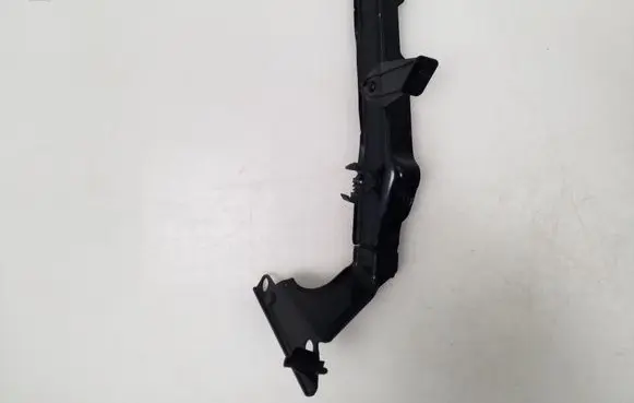 Audi A4 S4 B8 8K Headlight/headlamp mounting bracket 8K0821135