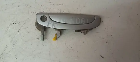 Hyundai Getz Front door exterior handle 826501C000