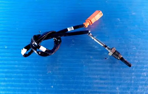 Skoda Octavia Mk3 (5E) Exhaust gas pressure sensor 04L906088B