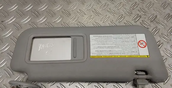 Toyota Yaris Sun visor