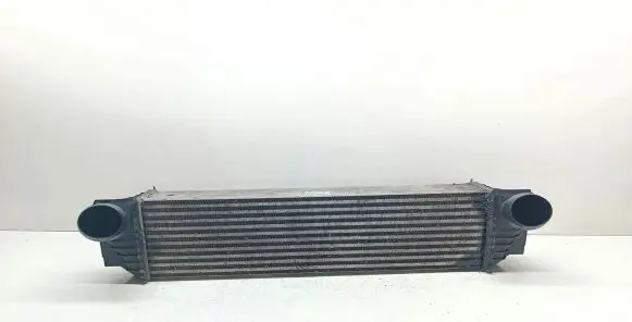 BMW 7 F01 F02 F03 F04 Intercooler radiator 7805629 17517805629