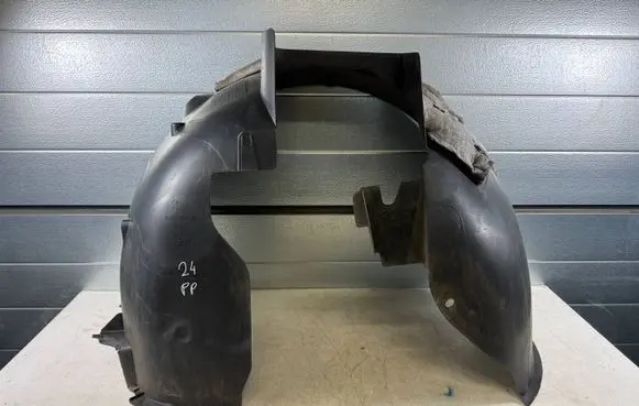 Peugeot 3008 I Front wheel arch liner splash guards 9682911180