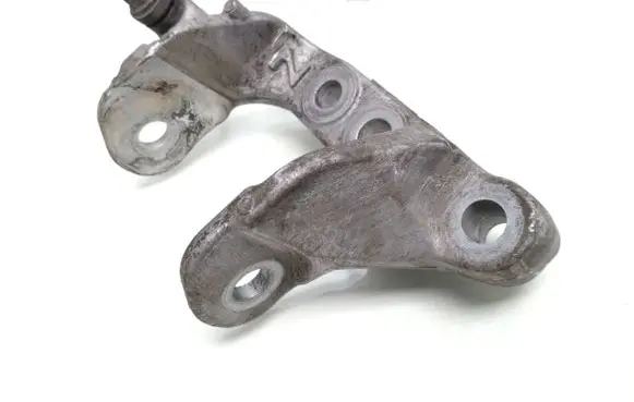 Mitsubishi Outlander Engine mounting bracket