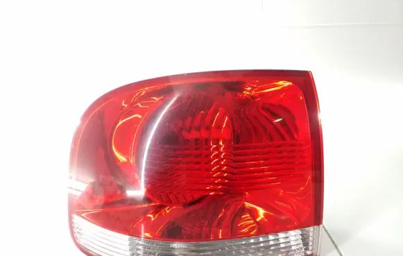 Volkswagen Touareg I Rear/tail lights 7L6945095K