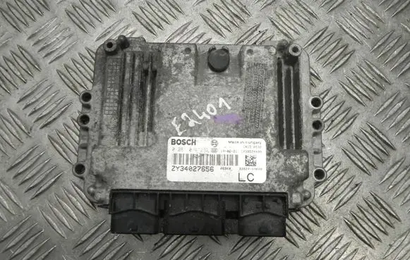 Suzuki SX4 Engine control unit/module 3392069K00